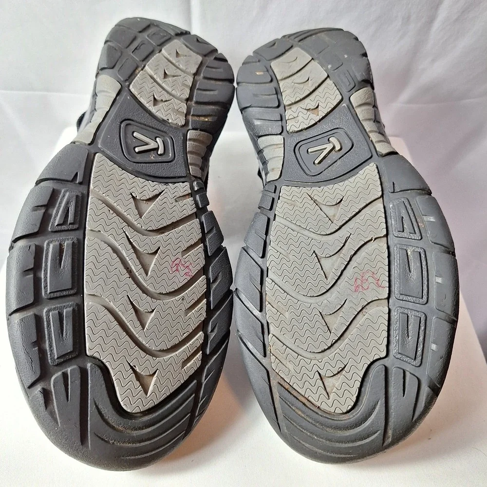 KEEN Ravine H2 Hiking Sandal Womens Sz 11 Black Gray Adjustable Bungee Closure